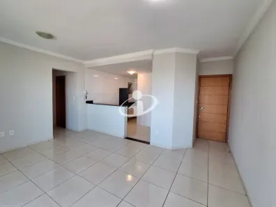 Apartamento com 3 Quartos para alugar, 120m² no Santa Mônica, Uberlândia