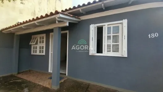 Casa com 3 Quartos para alugar, 100m² no Harmonia, Canoas