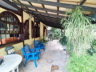 Casa com 3 Quartos à venda, 184m² no Maria Paula, Niterói