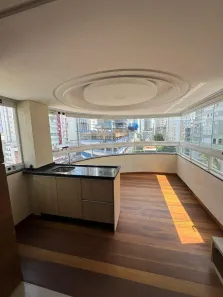 Apartamento com 3 Quartos para alugar, 111m² no Centro, Balneário Camboriú