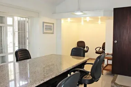 Prédio Comercial à venda, 237m² no Menino Deus, Porto Alegre