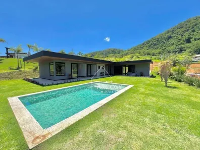 Casa de Condomínio com 4 Quartos à venda, 350m² no Pedro do Rio, Petrópolis