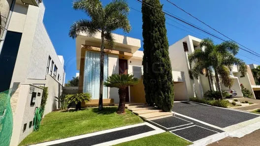 Casa de Condomínio com 4 Quartos à venda, 350m² no Setor Bougainville, Anápolis