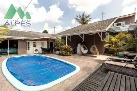 Casa com 5 Quartos à venda, 480m² no Boqueirão, Curitiba