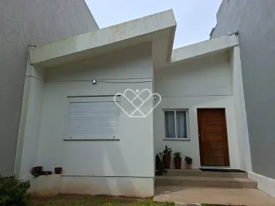 Casa de Condomínio com 2 Quartos para alugar, 70m² no Jansen, Gravataí