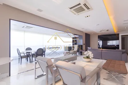 Apartamento com 3 Quartos para alugar, 233m² no Vila Mariana, São Paulo