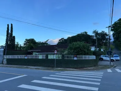 Imóvel Comercial com 4 Quartos à venda, 220m² no Anita Garibaldi, Joinville