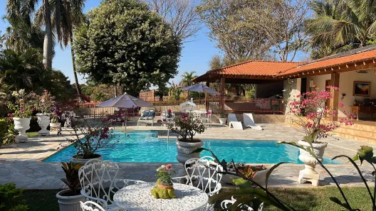 Fazenda/Sítio com 3 Quartos à venda, 48400m² no , Álvares Florence