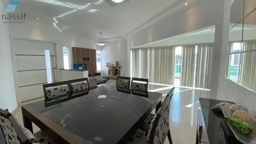 Casa com 3 Quartos à venda, 400m² no Vila Oliveira, Mogi das Cruzes