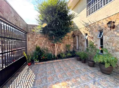 Sobrado com 3 Quartos à venda, 290m² no Vila Ré, São Paulo
