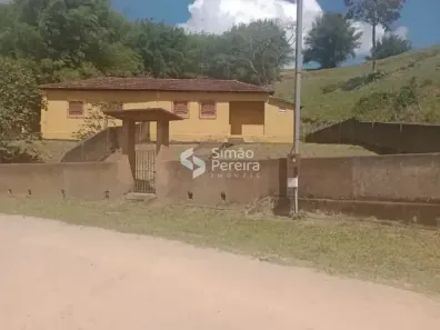 Fazenda/Sítio com 4 Quartos à venda, 200m² no Centro, Simão Pereira