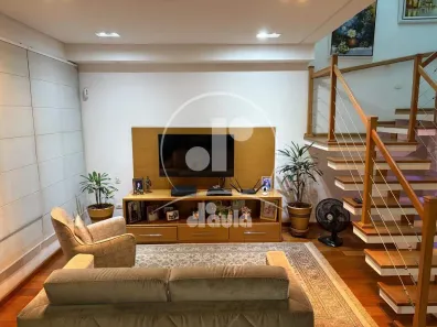 Sobrado com 4 Quartos à venda, 204m² no Vila Gilda, Santo André