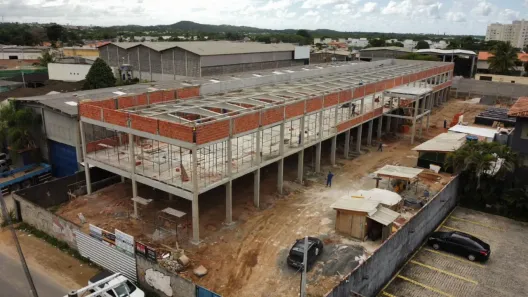 Ponto Comercial para alugar, 60m² no Buraquinho, Lauro de Freitas