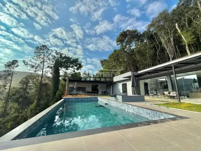 Fazenda/Sítio com 3 Quartos à venda, 236m² no Itapema, Guararema