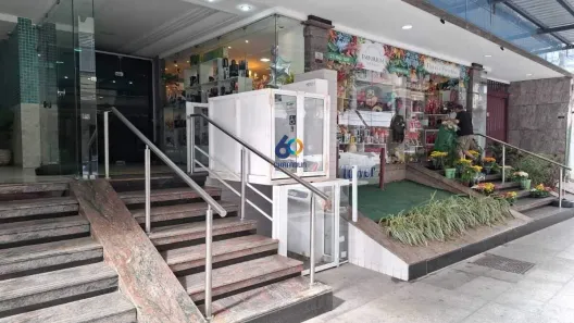 Ponto Comercial à venda, 29m² no Centro, Guarapari