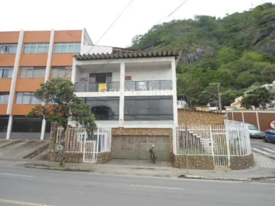 Casa com 6 Quartos à venda, 550m² no Paineiras, Juiz de Fora