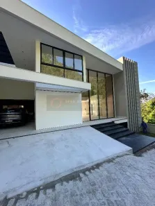 Casa com 4 Quartos à venda, 750m² no Charitas, Niterói