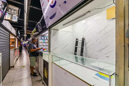 Ponto Comercial para alugar, 13m² no Santa Efigênia, São Paulo