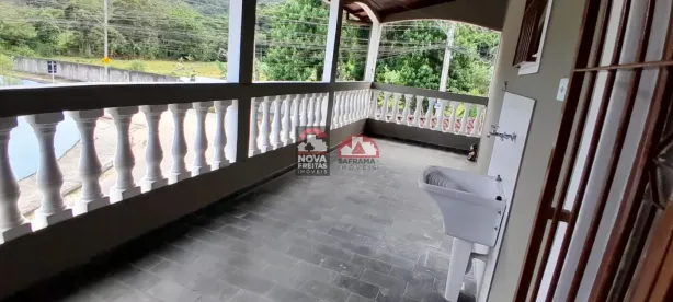 Casa com 4 Quartos para alugar, 190m² no Jaraguazinho, Caraguatatuba