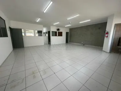 Sala Comercial para alugar, 169m² no Jardim Satélite, São José dos Campos