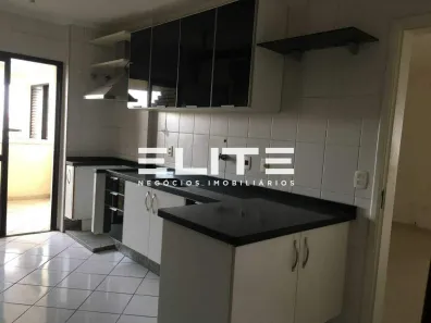 Apartamento com 3 Quartos para alugar, 143m² no Vila Assunção, Santo André