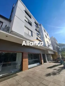 Apartamento com 3 Quartos para alugar, 87m² no Floresta, Porto Alegre