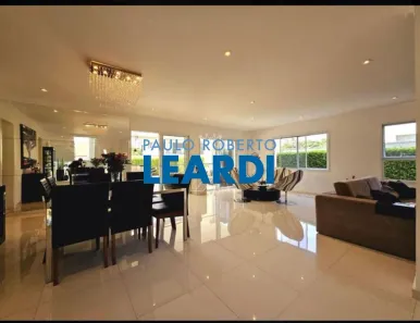 Casa de Condomínio com 4 Quartos para venda ou aluguel, 354m² no Alphaville, Santana de Parnaíba