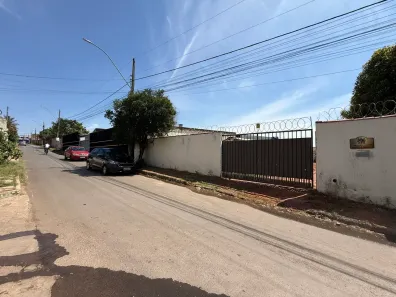 Casa com 1 Quarto à venda, 500m² no Setor Habitacional Arniqueira, Brasília