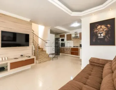 Sobrado com 2 Quartos à venda, 77m² no Igara, Canoas