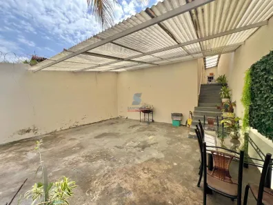 Casa com 2 Quartos à venda, 105m² no Jardim Riacho das Pedras, Contagem