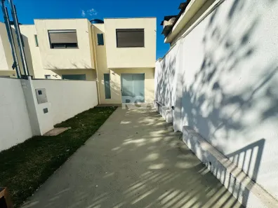 Casa com 3 Quartos à venda, 90m² no Santa Branca, Belo Horizonte
