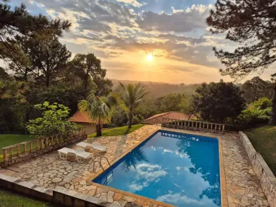 Fazenda/Sítio com 3 Quartos à venda, 300m² no Condomínio Porta do Sol, Mairinque