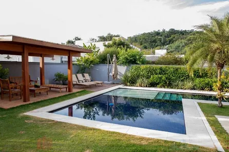 Casa de Condomínio com 5 Quartos à venda, 710m² no Residencial Aziz Louveira, Louveira
