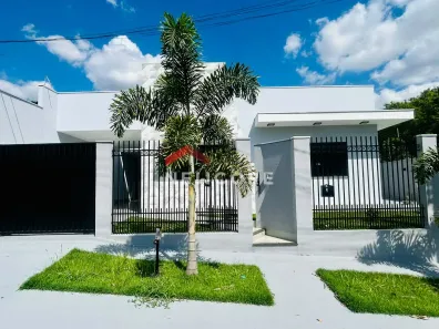 Casa com 3 Quartos à venda, 130m² no Jardim Copacabana, Maringá