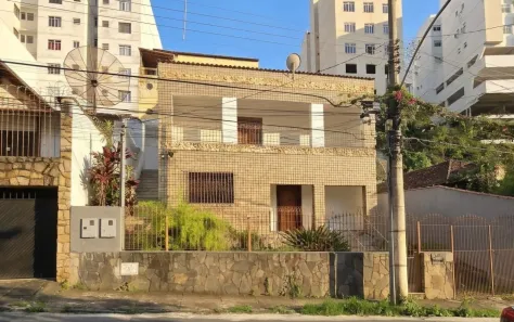 Casa com 7 Quartos à venda, 160m² no Jardim Glória, Juiz de Fora