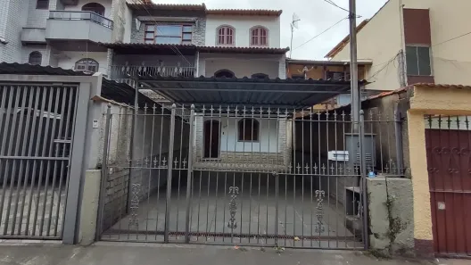 Casa com 2 Quartos à venda, 104m² no Vila Santa Cecília, Volta Redonda