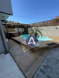 Casa com 3 Quartos para alugar, 230m² no Campeche, Florianópolis
