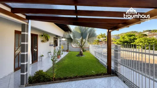Casa com 3 Quartos à venda, 160m² no Água Verde, Blumenau