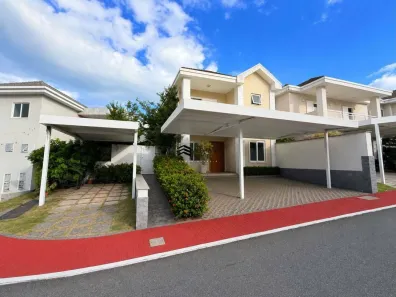 Casa de Condomínio com 3 Quartos à venda, 237m² no Mata da Praia, Vitória