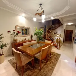 Sobrado com 3 Quartos à venda, 253m² no Jardim Independência, Taubaté