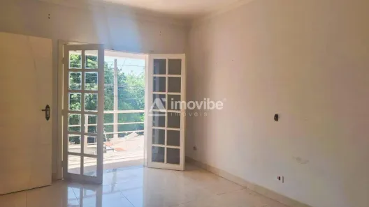 Sobrado com 3 Quartos à venda, 210m² no Parque Novo Mundo, Americana