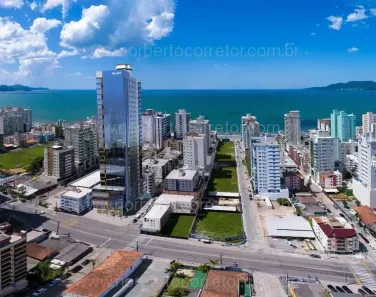 Apartamento com 4 Quartos à venda, 195m² no Meia Praia, Itapema