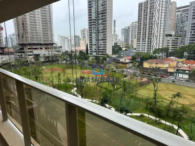 Apartamento com 3 Quartos à venda, 135m² no Jardim das Acácias, São Paulo
