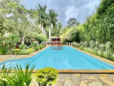 Casa de Condomínio com 4 Quartos à venda, 428m² no Chácara de La Rocca, Carapicuíba