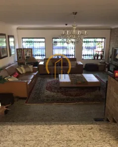 Sobrado com 4 Quartos à venda, 318m² no Jardim da Saúde, São Paulo