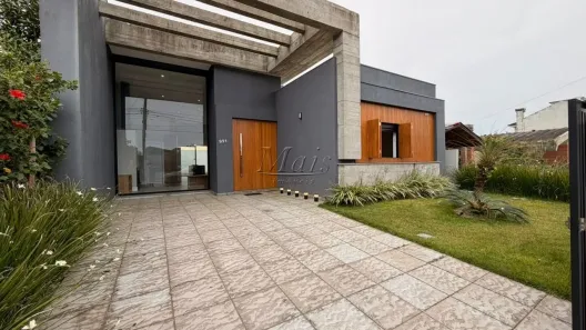 Casa com 4 Quartos à venda, 220m² no XANGRI-LÁ, Xangri-lá