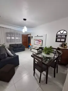 Casa com 2 Quartos à venda, 167m² no Vila Voturua, São Vicente