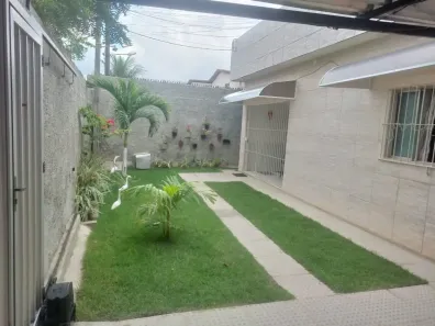 Casa com 3 Quartos à venda, 205m² no Pau Amarelo, Paulista