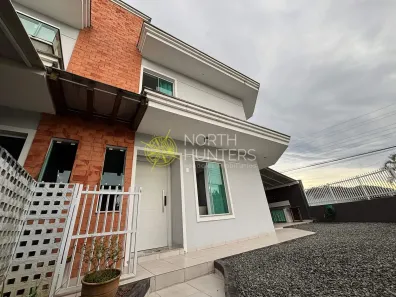 Casa com 3 Quartos à venda, 140m² no Glória, Joinville