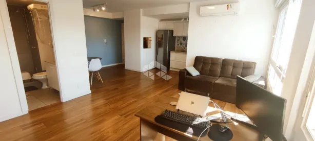 Apartamento com 2 Quartos à venda, 71m² no Jardim do Salso, Porto Alegre
